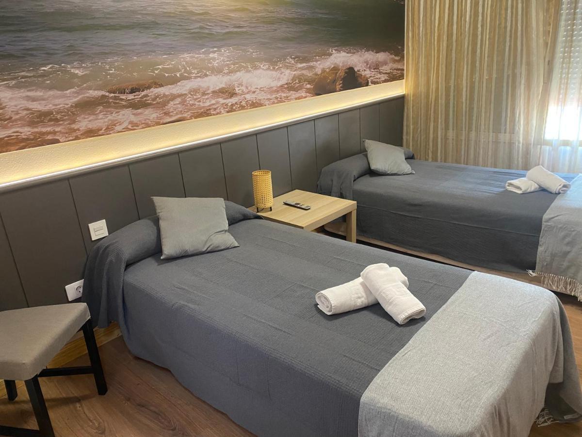 Hostal Restaurante Rio Ubierna Quintanilla-Vivar ภายนอก รูปภาพ